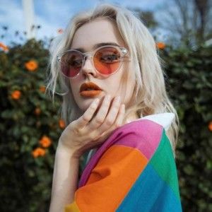 Meet your Posher, Javier